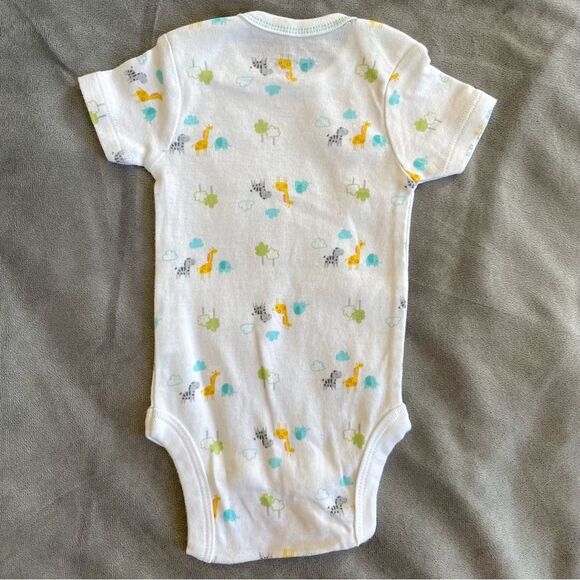 Set of 3 Gerber Baby Onesies - Picture 7 of 10